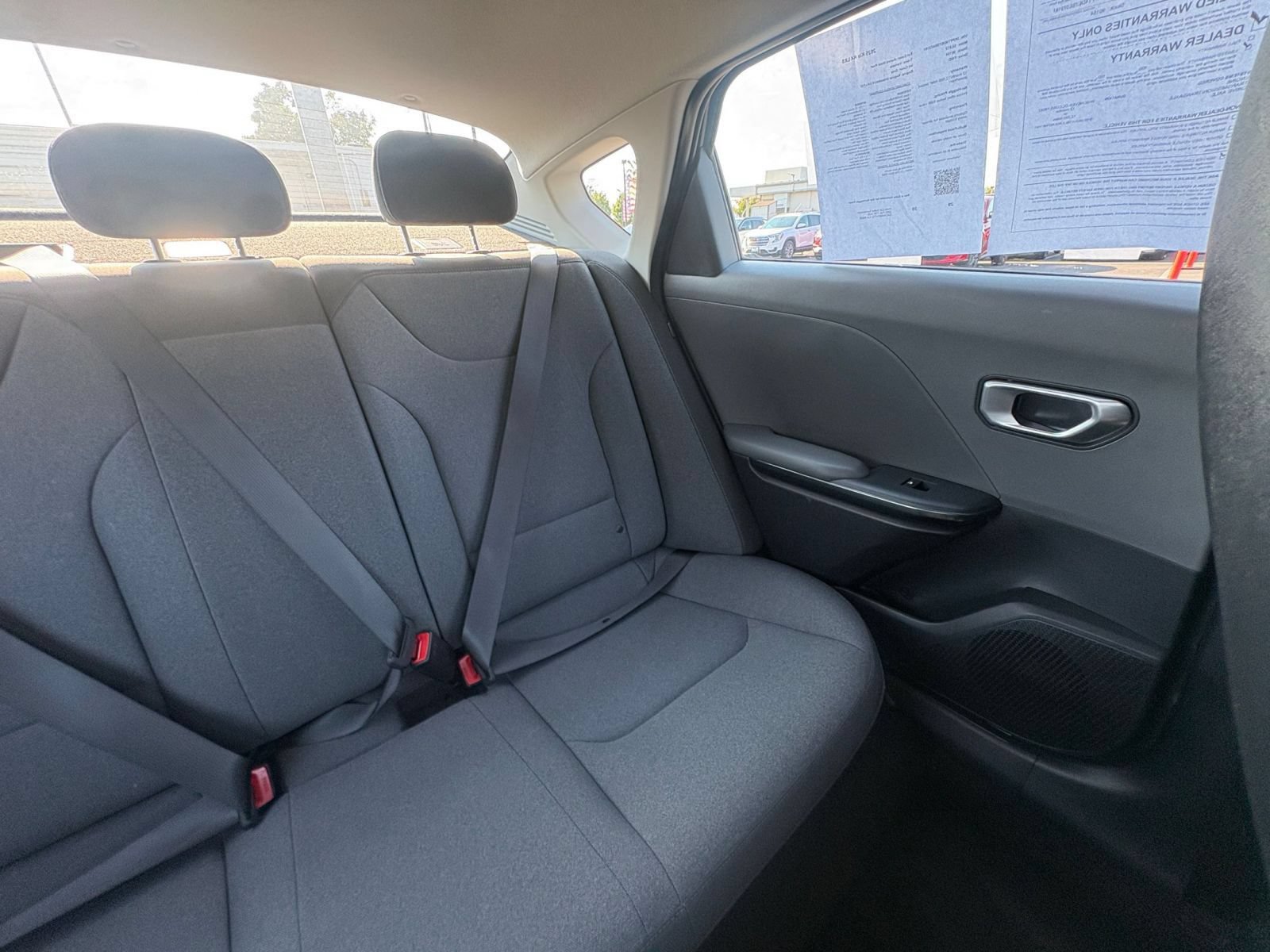 Used 2025 Kia K4 FWD image 37