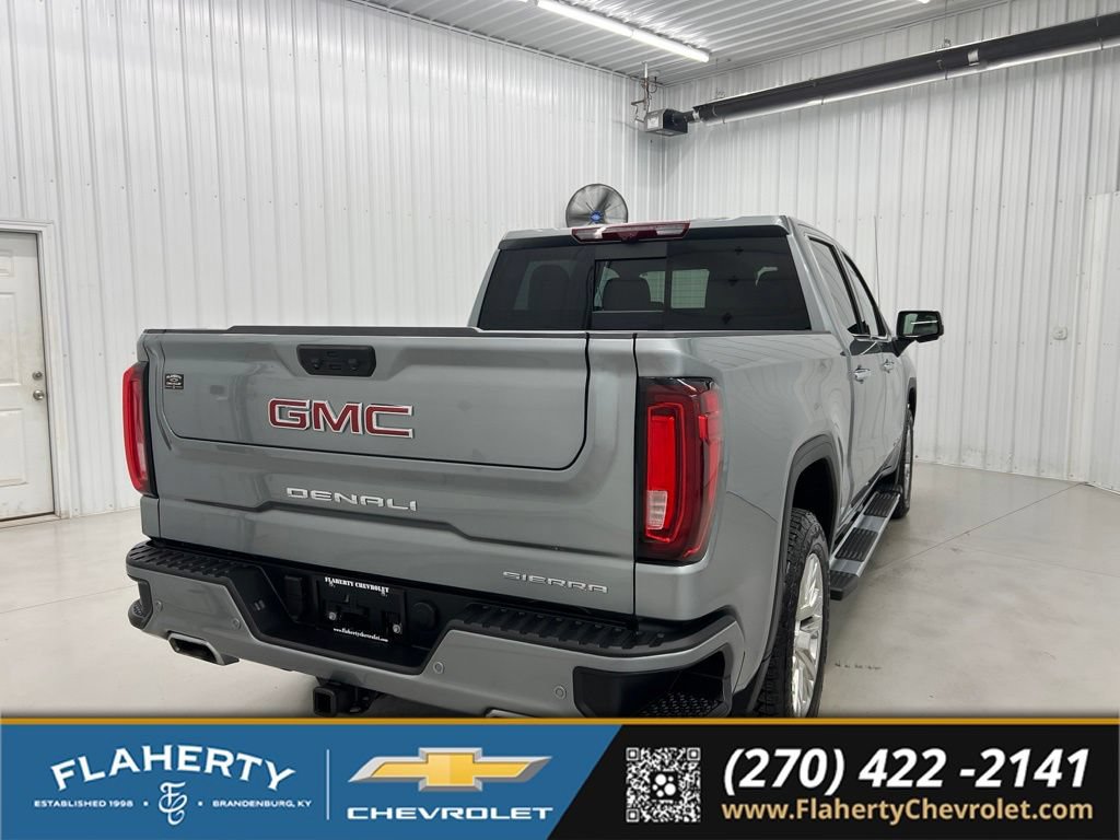 Used 2025 GMC Sierra 1500 Denali w/ Technology Package AWD/4WD image 3