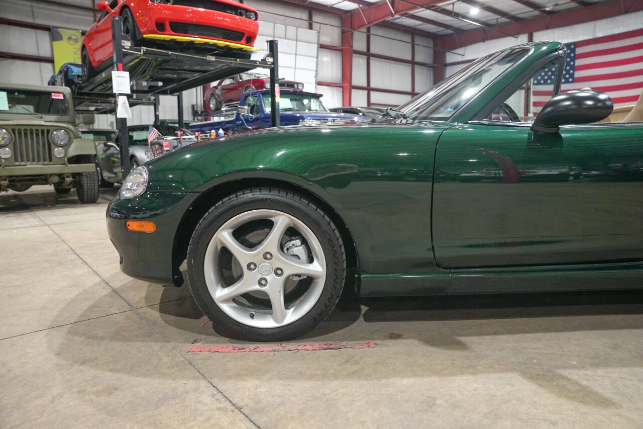 Used 2002 MAZDA MX-5 Miata LS RWD image 3