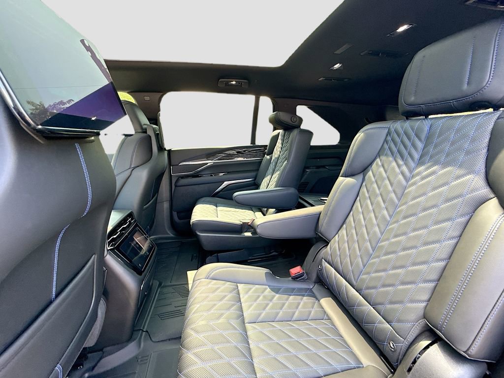 New 2026 Cadillac Escalade IQ Sport 1 w/ LPO, Floor Liner Package image 25