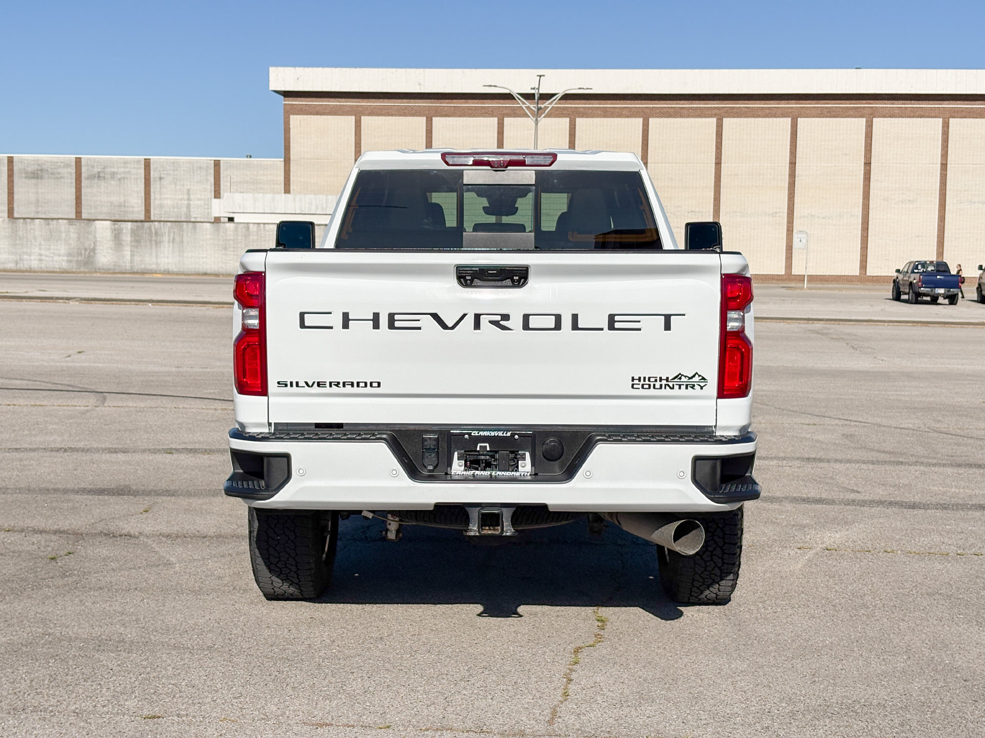 Used 2024 Chevrolet Silverado 2500 High Country w/ Technology Package AWD/4WD image 8