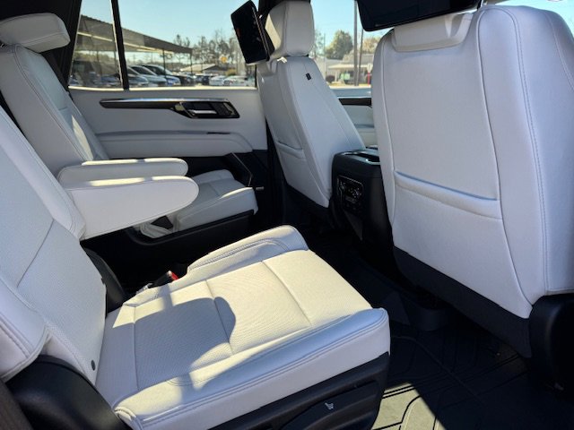 Used 2025 Chevrolet Tahoe Premier image 18