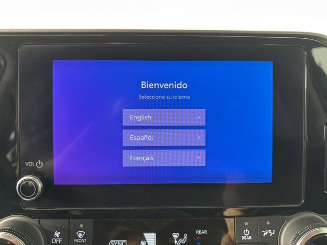 Used 2023 Toyota Highlander LE image 20