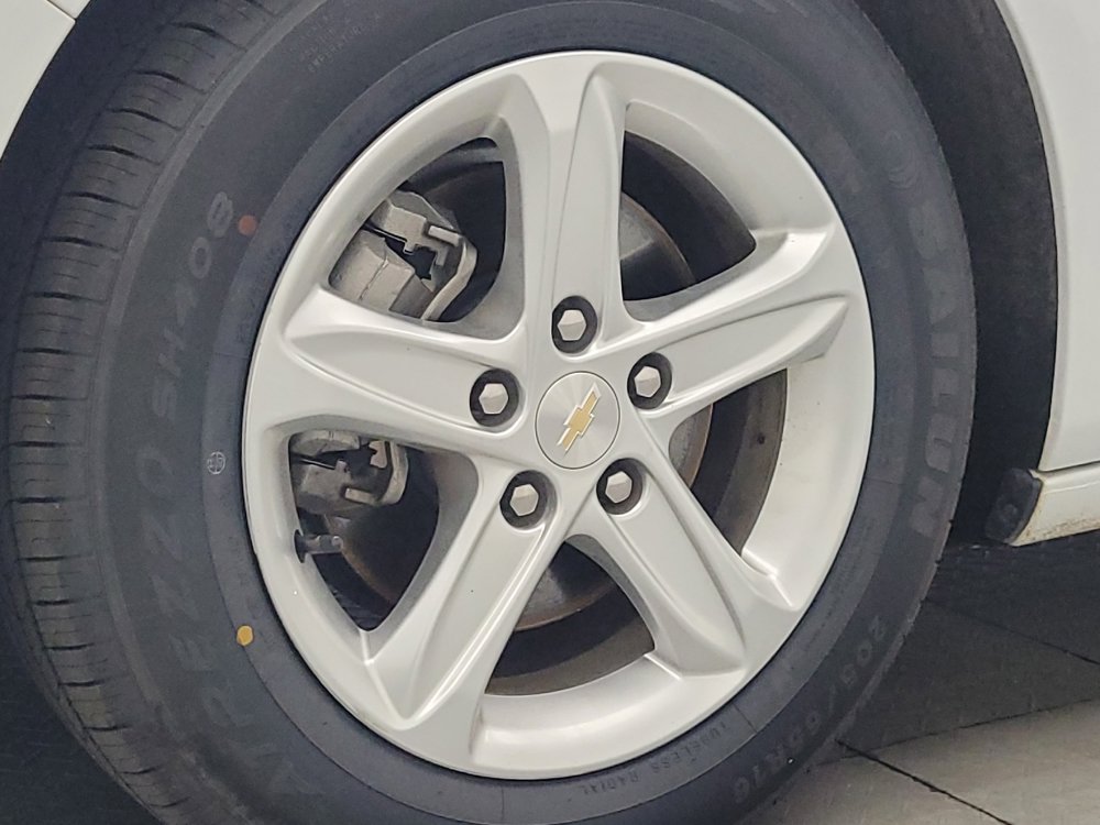 Used 2023 Chevrolet Malibu LS w/ Driver Confidence Package FWD image 31