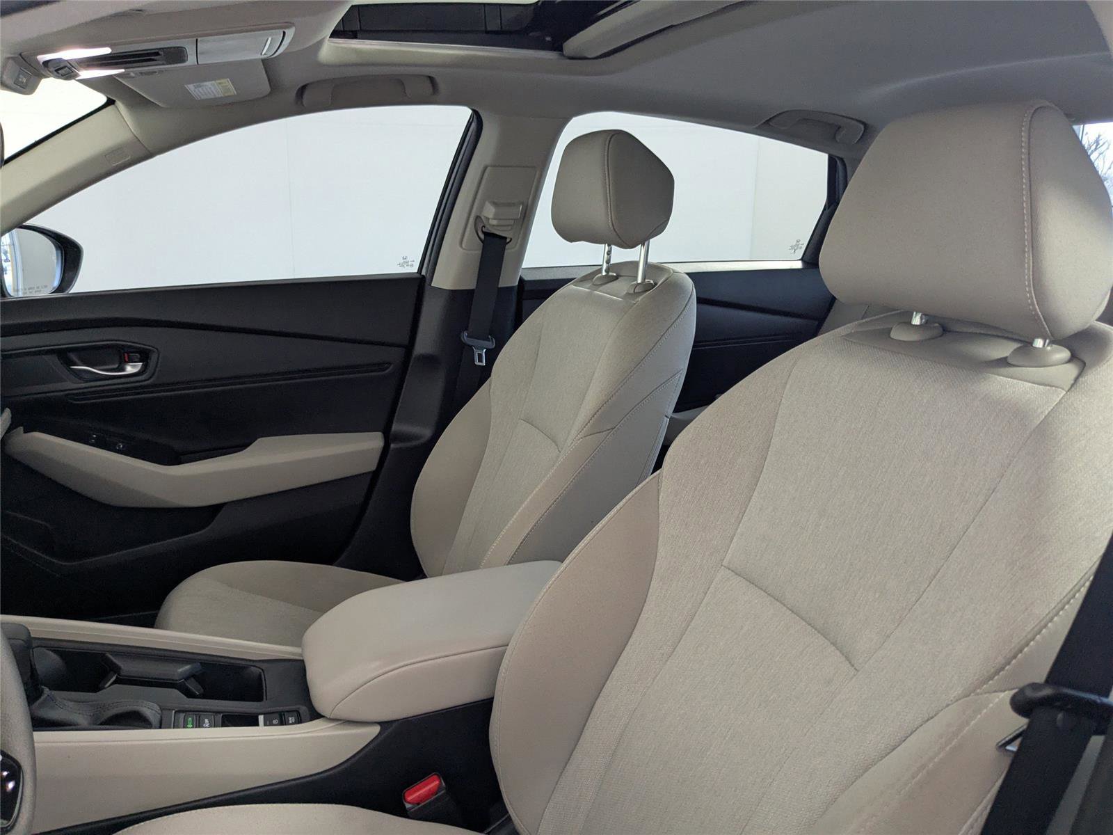 Used 2024 Honda Accord EX image 10