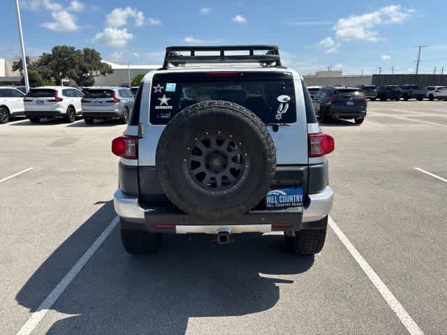 Used 2007 Toyota FJ Cruiser 4WD w/ Upgrade Pkg 1 image 4
