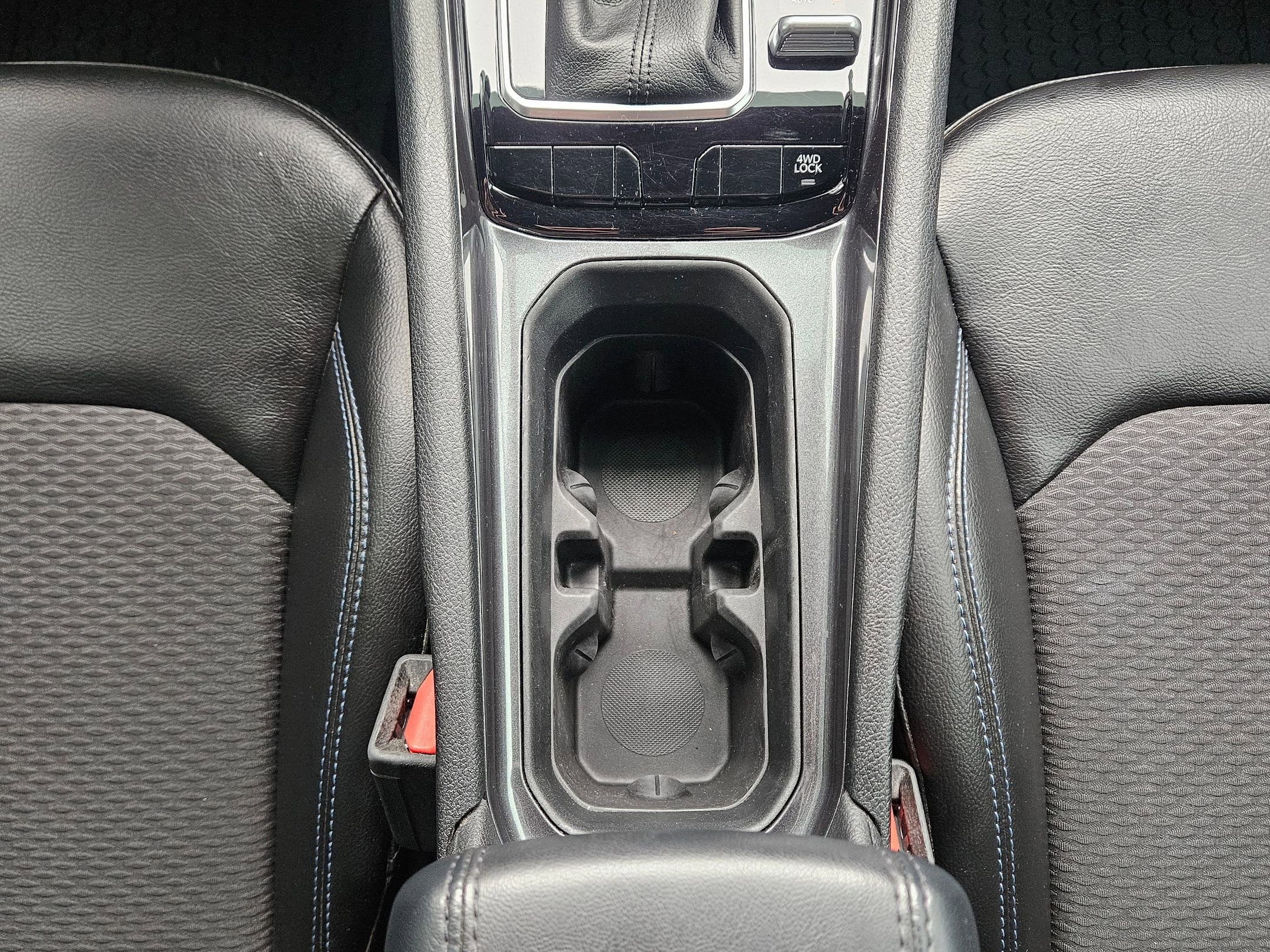 Used 2023 Jeep Compass Latitude w/ Convenience Group image 12