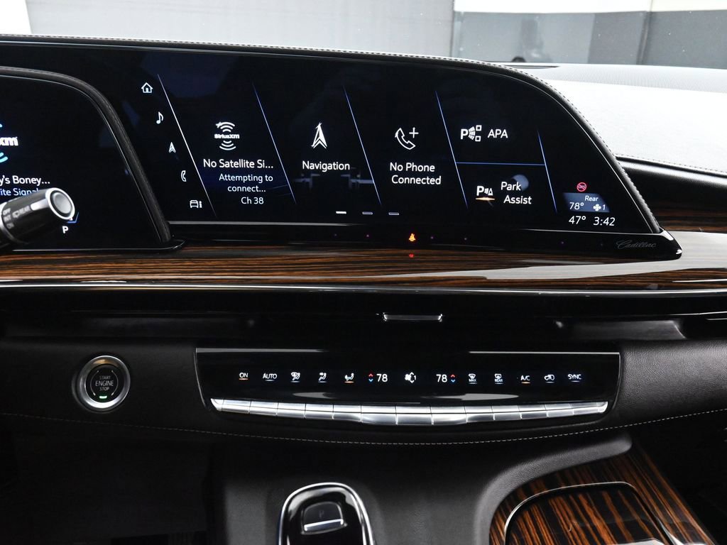 Used 2023 Cadillac Escalade ESV Premium Luxury image 27