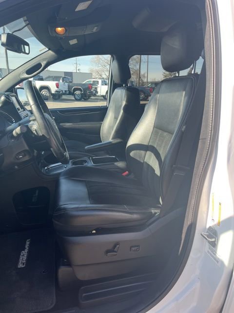 Used 2014 Dodge Grand Caravan SXT image 33