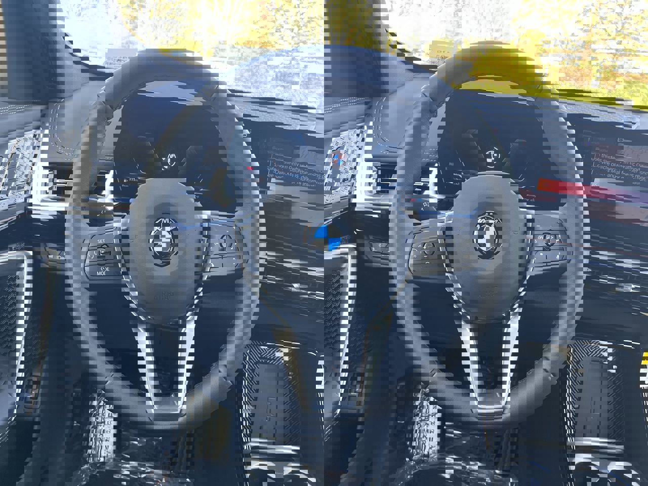 Used 2025 BMW X1 xDrive28i w/ Technology Package image 21