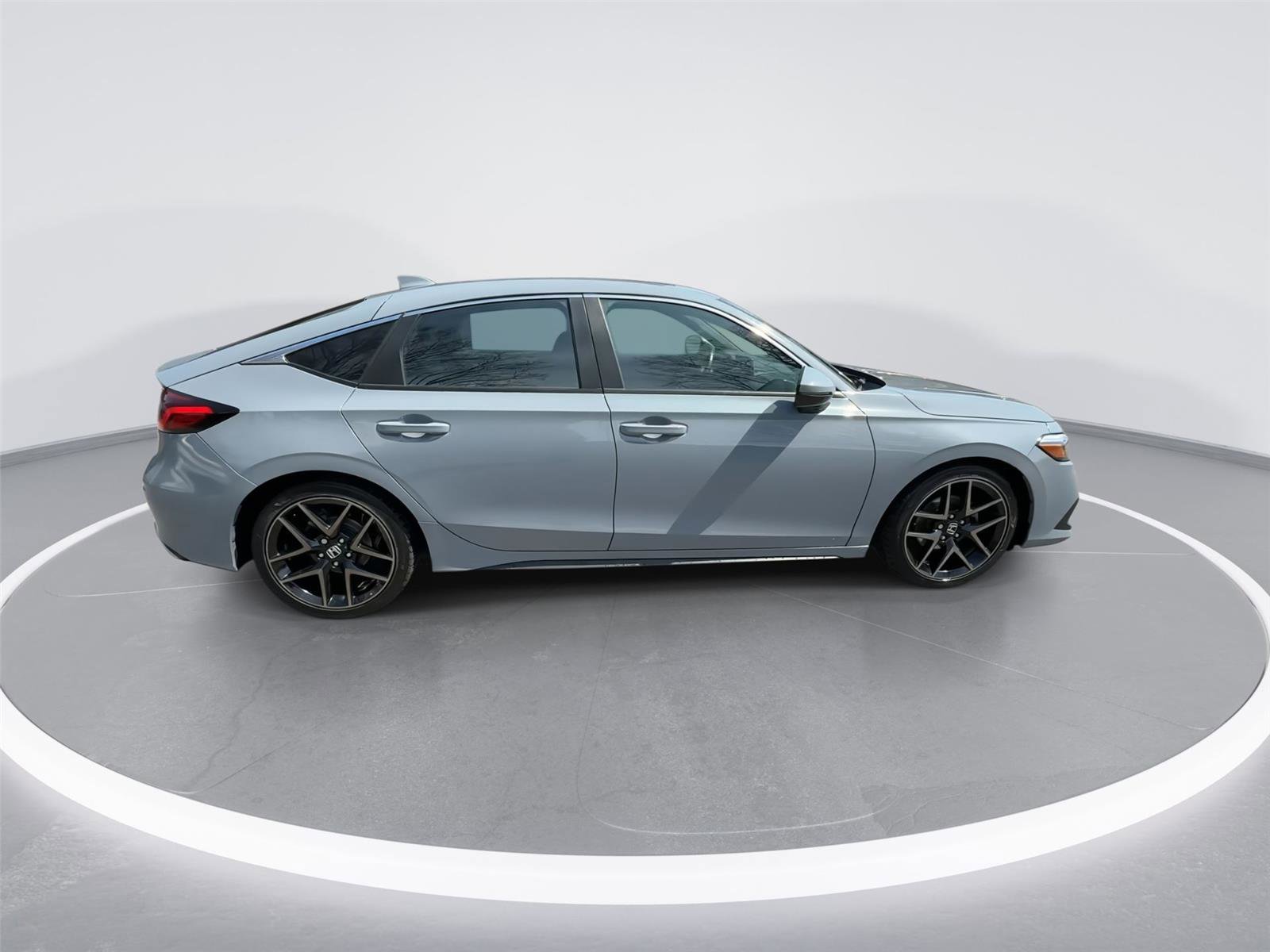 Used 2022 Honda Civic Sport Touring image 9