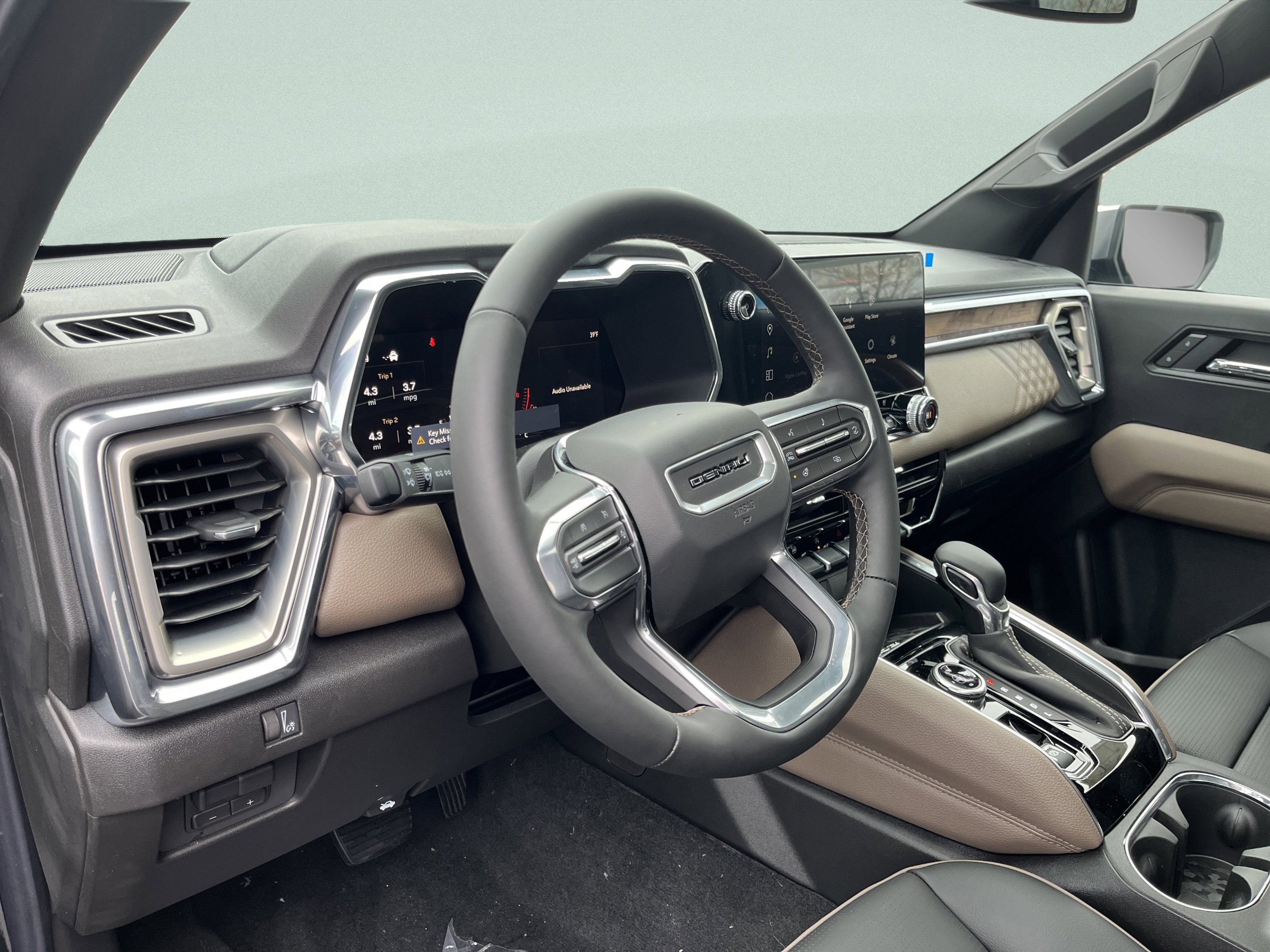 New 2026 GMC Canyon Denali w/ LPO, Denali Black Edition image 14