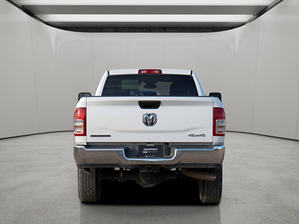 Used 2024 RAM 3500 Big Horn image 3