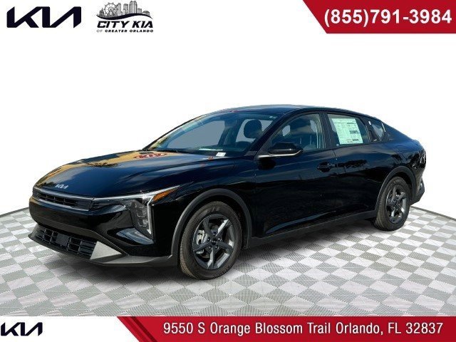 New 2025 Kia K4 LXS