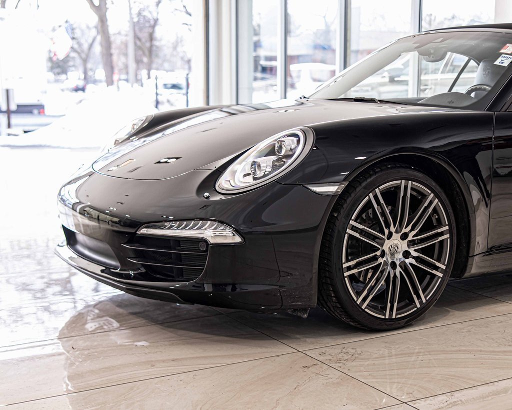 Used 2016 Porsche 911 Carrera Black Edition image 4
