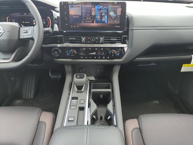 New 2026 Nissan Pathfinder Platinum w/ Cargo Package FWD image 27