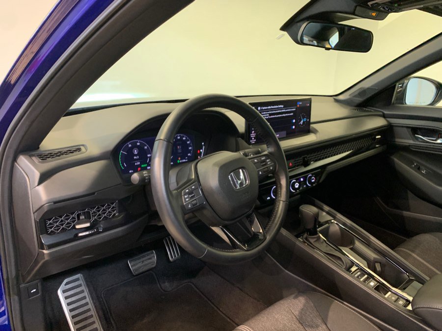 Used 2024 Honda Accord Sport image 16