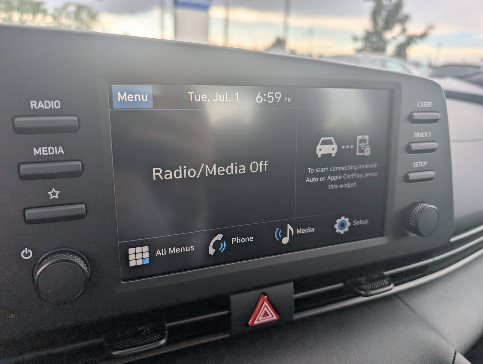 Certified 2025 Hyundai Elantra Sport w/ Cargo Package image 9