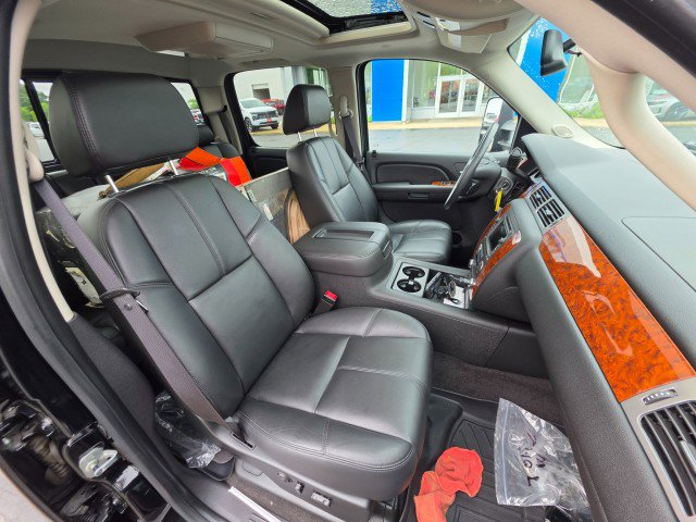 Used 2008 Chevrolet Silverado 3500 LTZ AWD/4WD image 17