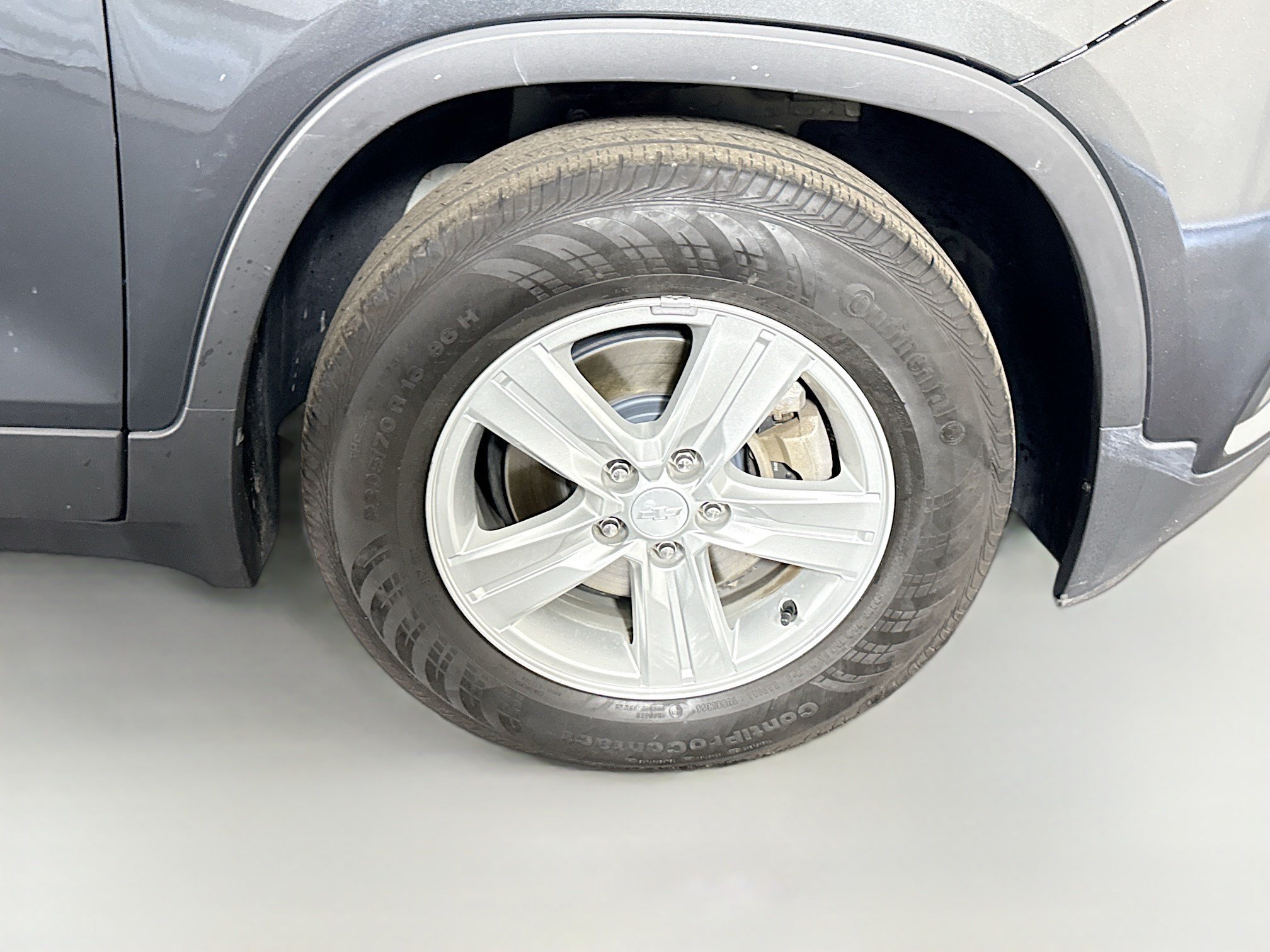 Used 2020 Chevrolet Trax LS w/ Tint and Cruise Package FWD image 31