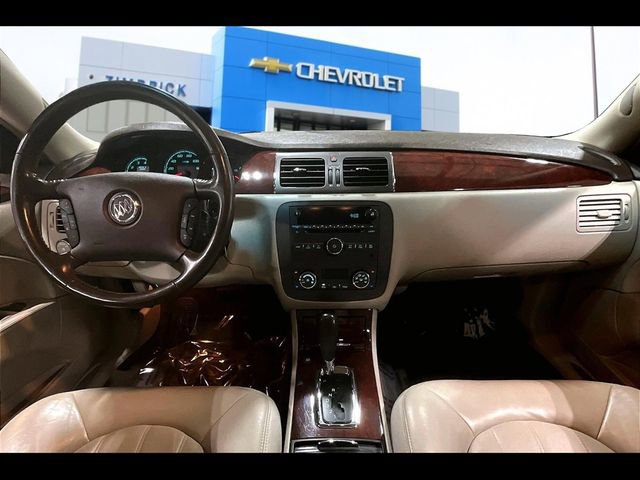 Used 2010 Buick Lucerne CXL image 7