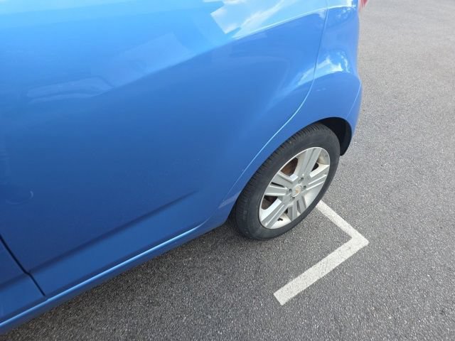 Used 2014 Chevrolet Spark LT FWD image 10