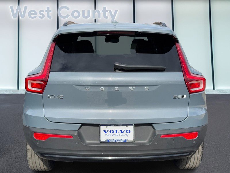 Certified 2023 Volvo XC40 B5 Plus w/ Driver Assist Package image 6