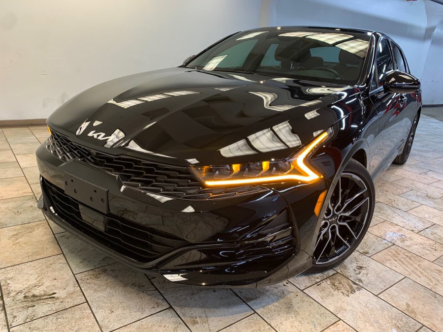 Used 2023 Kia K5 GT w/ GT1 Package FWD image 3
