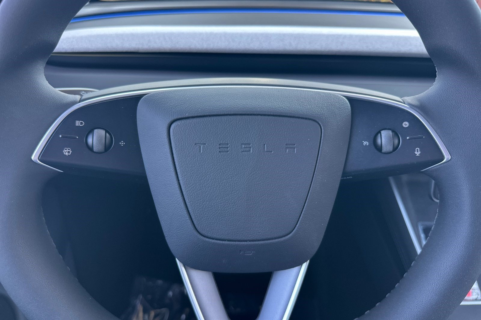Used 2026 Tesla Model Y 2WD image 10