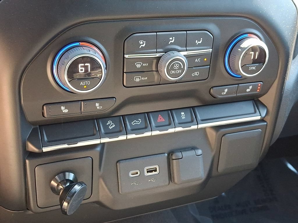 Used 2022 Chevrolet Silverado 1500 RST AWD/4WD image 15
