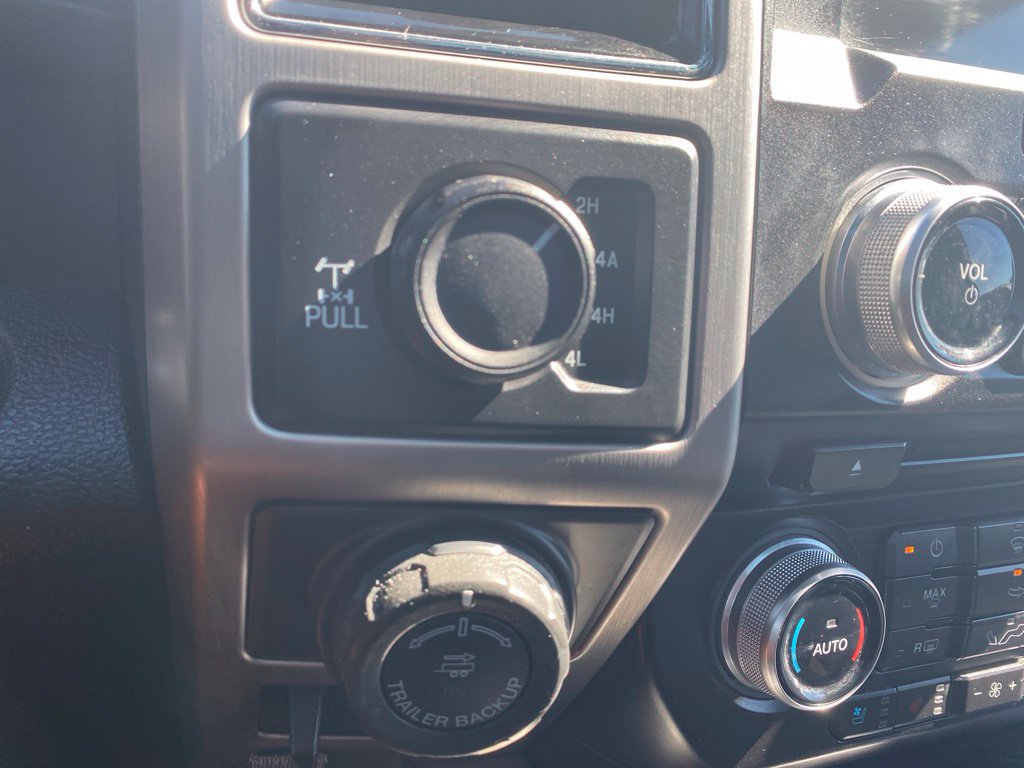 Used 2018 Ford F150 Platinum AWD/4WD image 31
