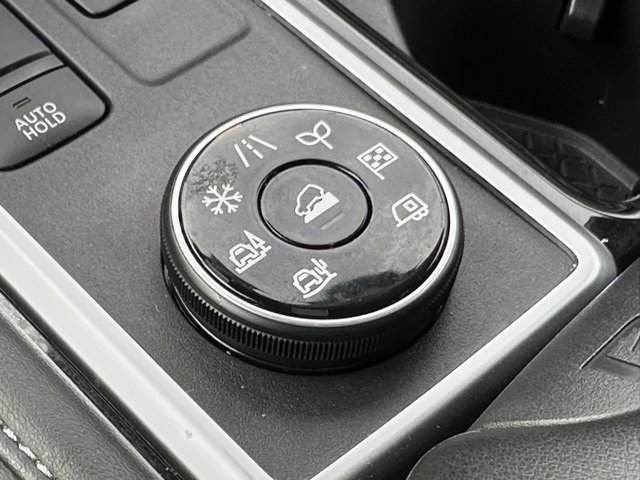 Certified 2024 Nissan Pathfinder SL image 34