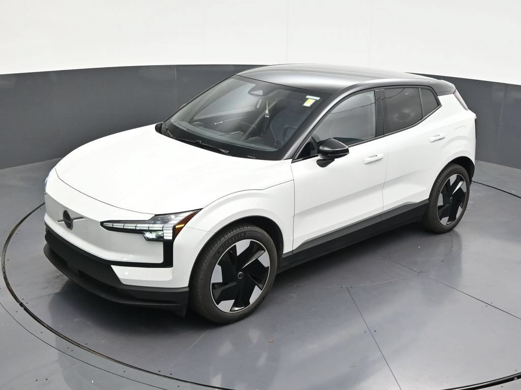 Certified 2025 Volvo EX30 Plus AWD/4WD image 15