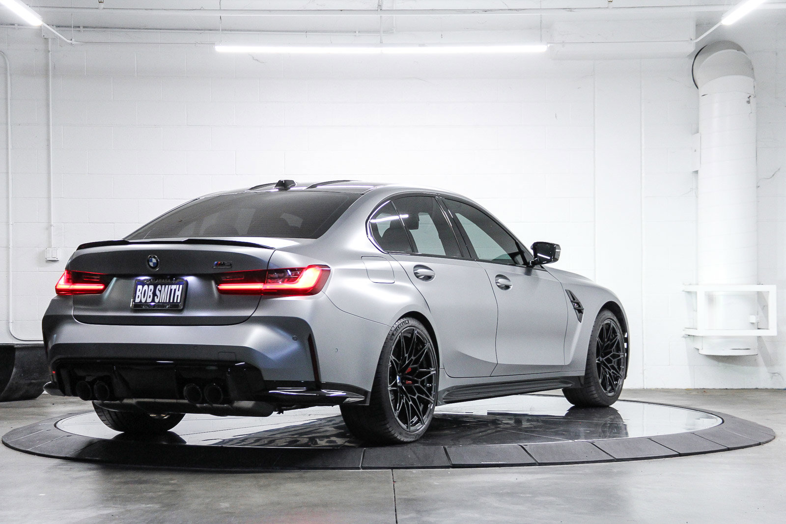 Used 2025 BMW M3 Competition w/ Executive Package image 6