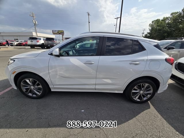 Used 2022 Buick Encore GX Preferred w/ Sport Touring Package FWD image 2
