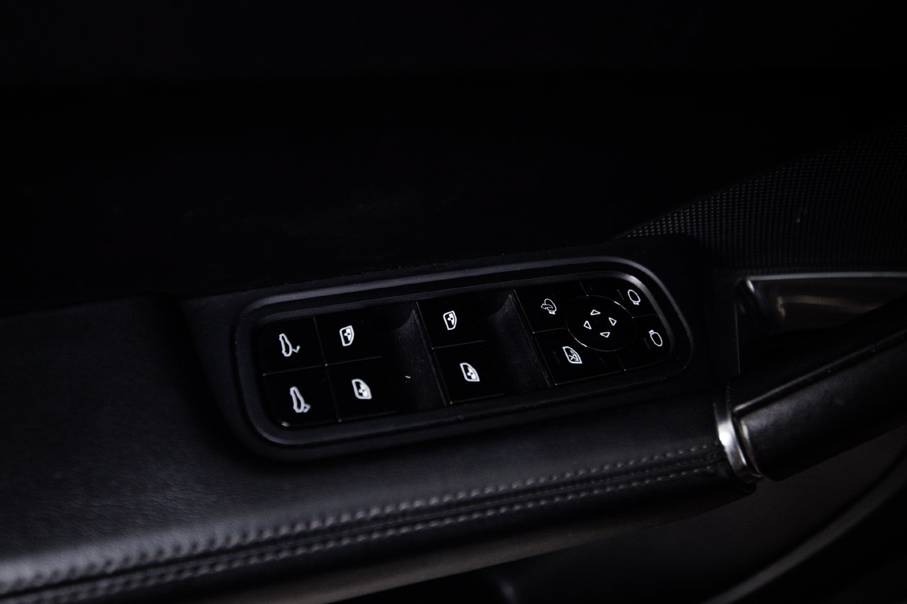 Certified 2020 Porsche Cayenne Turbo AWD/4WD image 22