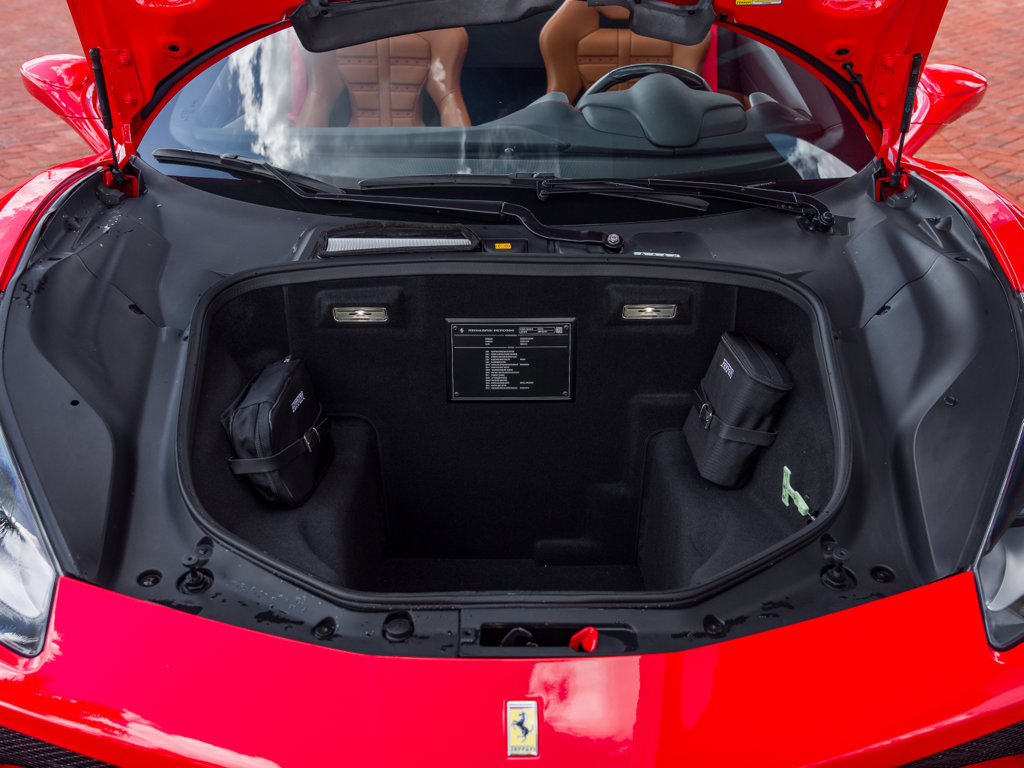 Used 2019 Ferrari 488 Spider RWD image 28
