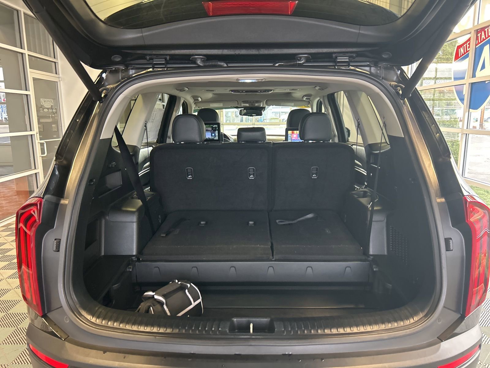 Used 2022 Kia Telluride EX image 13