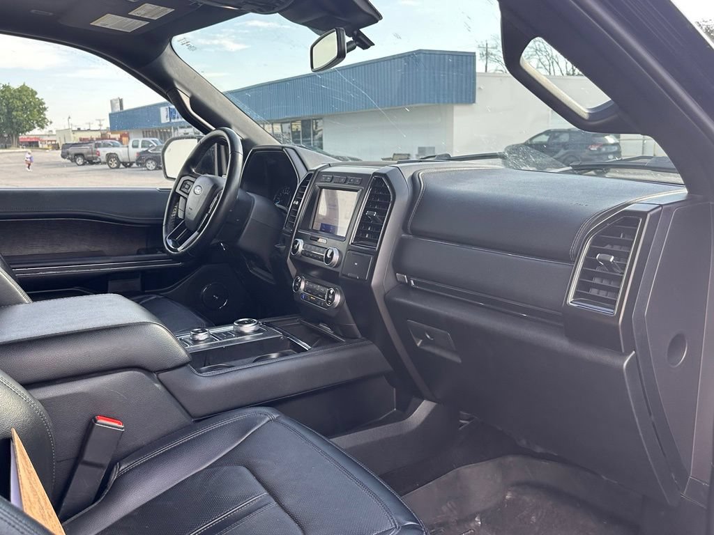 Used 2021 Ford Expedition Max Limited AWD/4WD image 24