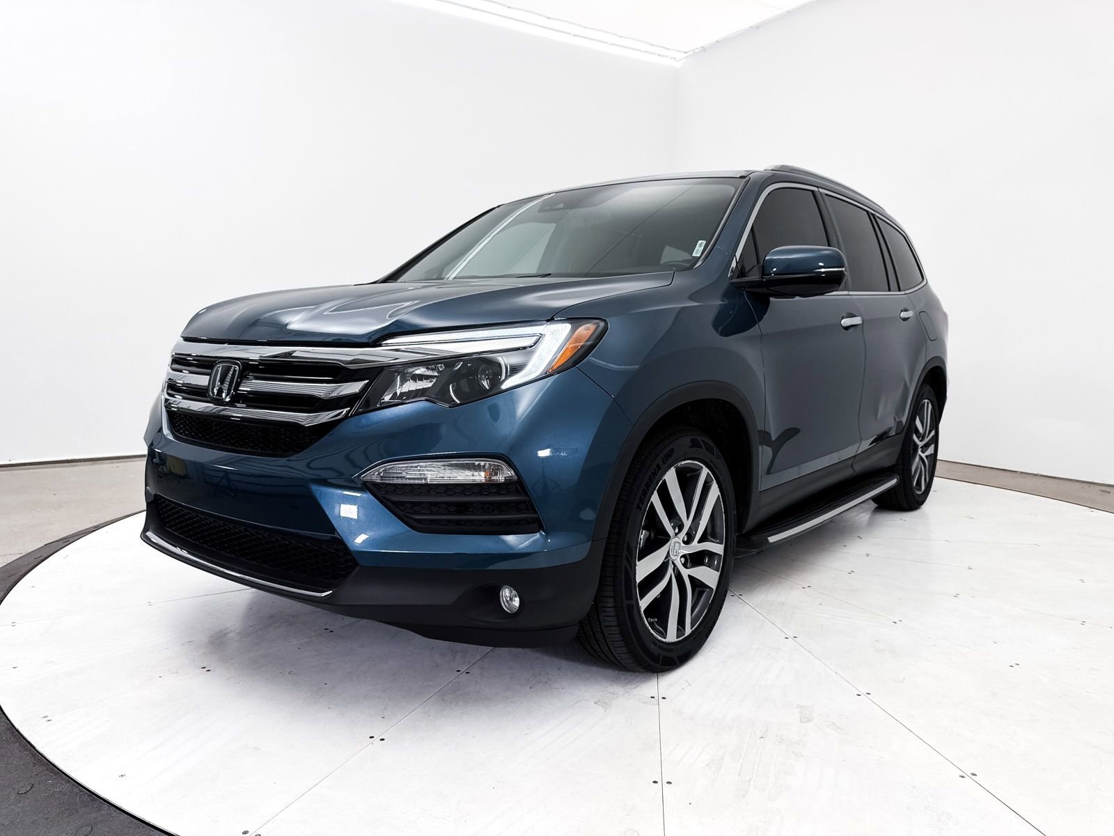 Used 2017 Honda Pilot Elite image 15