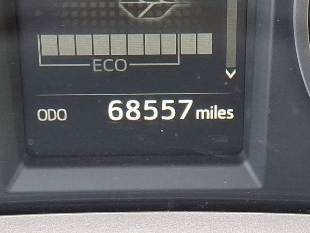 Used 2018 Toyota RAV4 LE image 19