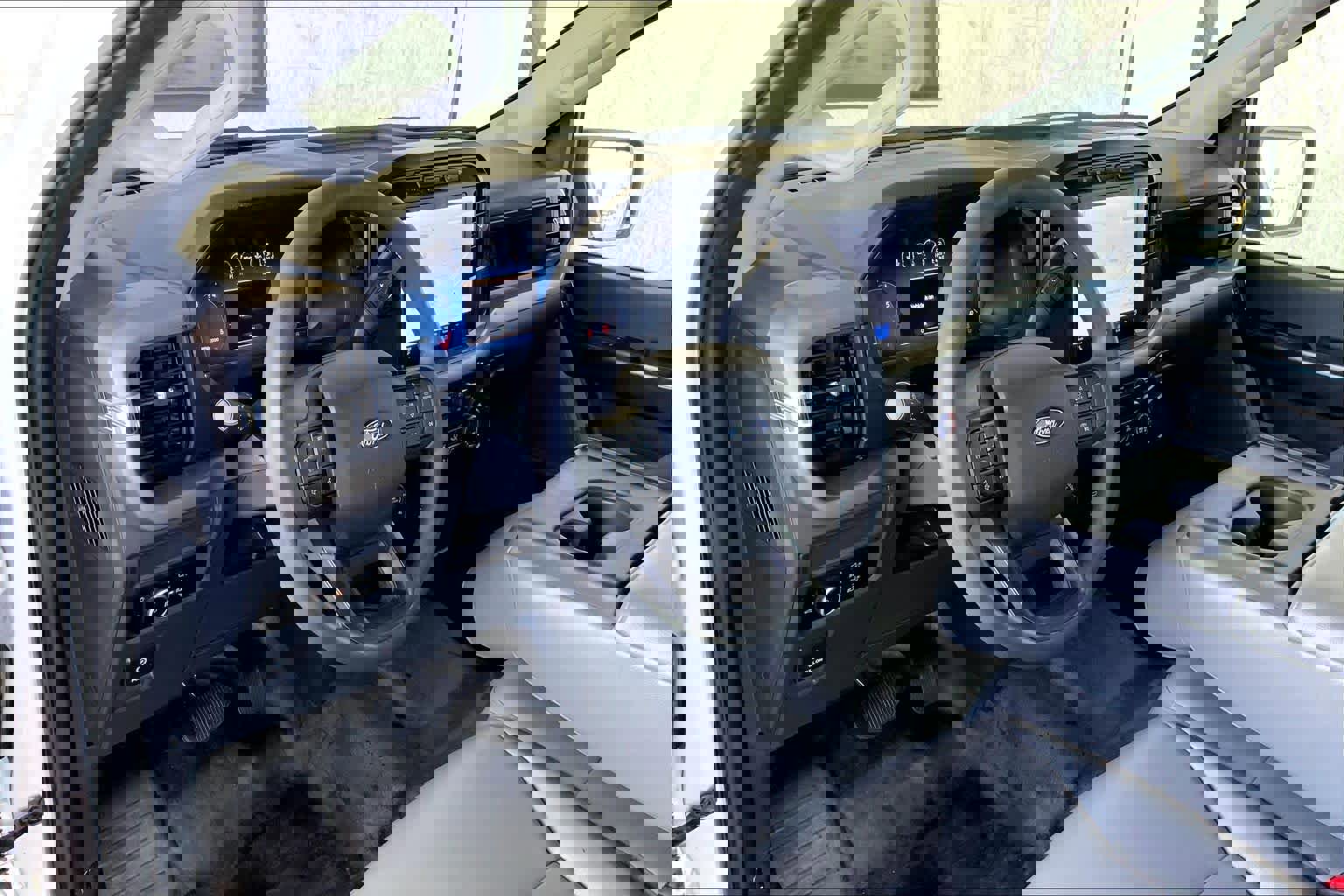 Used 2024 Ford F150 XL w/ Equipment Group 103A High image 17