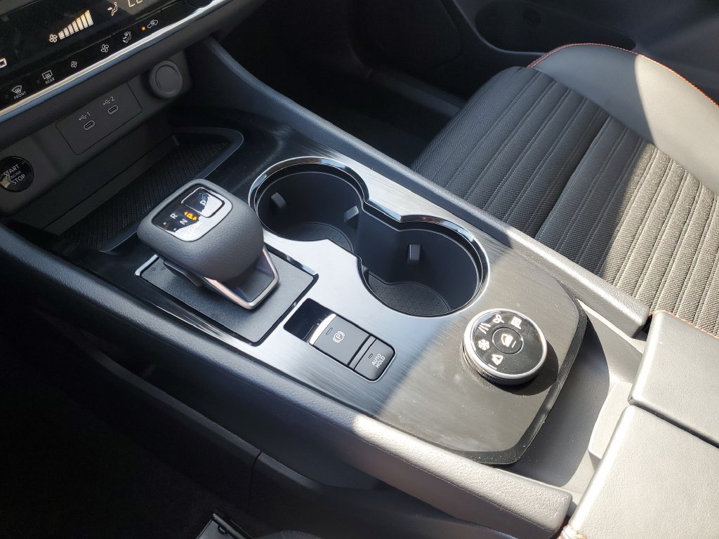 New 2026 Nissan Rogue SV AWD/4WD image 33