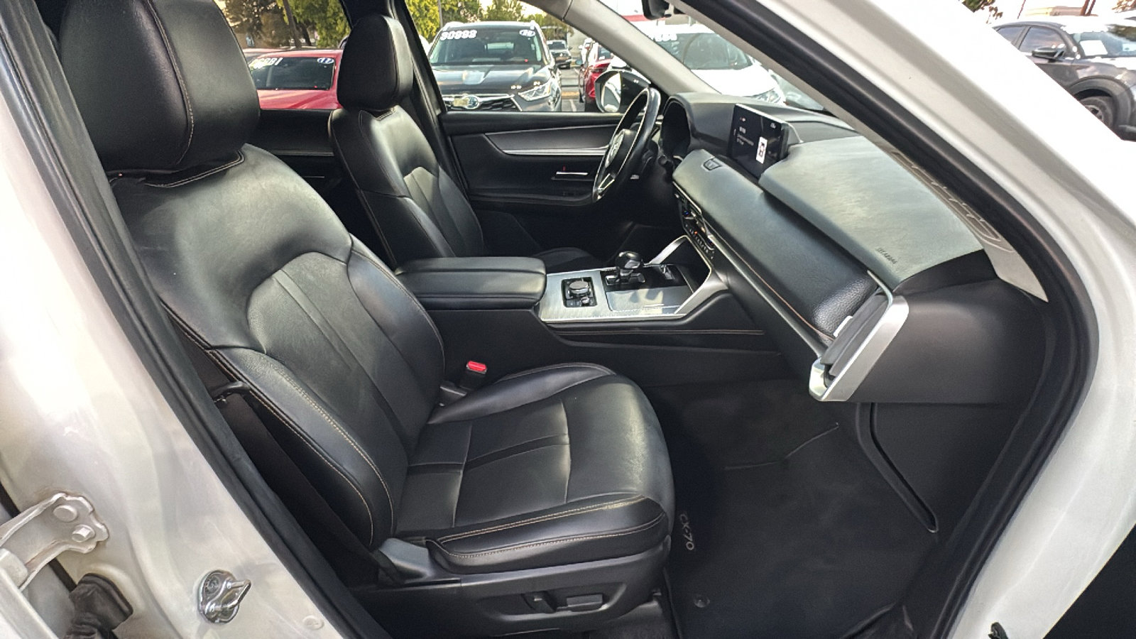 Certified 2025 MAZDA CX-70 3.3 Turbo w/ Preferred Package image 38