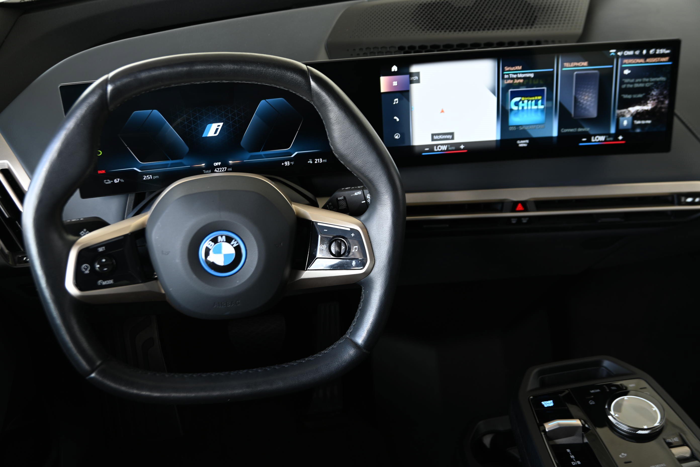Certified 2023 BMW iX xDrive50 w/ Sport Package AWD/4WD image 16