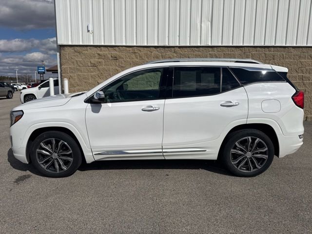 Used 2018 GMC Terrain Denali w/ Advanced Safety Package image 3