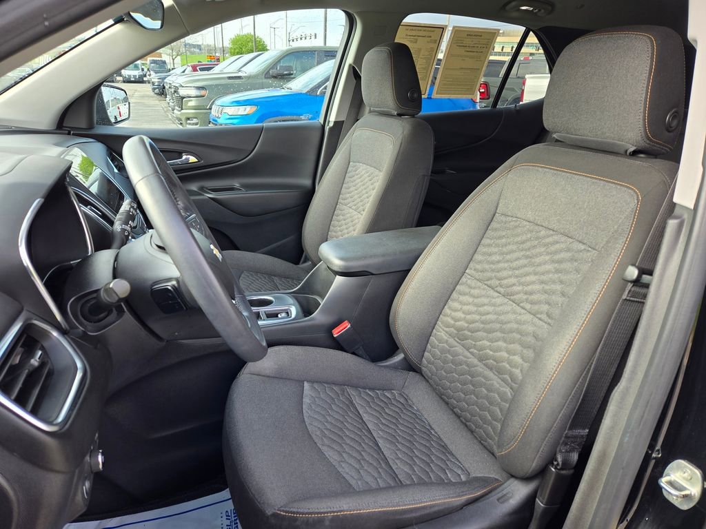Used 2021 Chevrolet Equinox LT AWD/4WD image 17