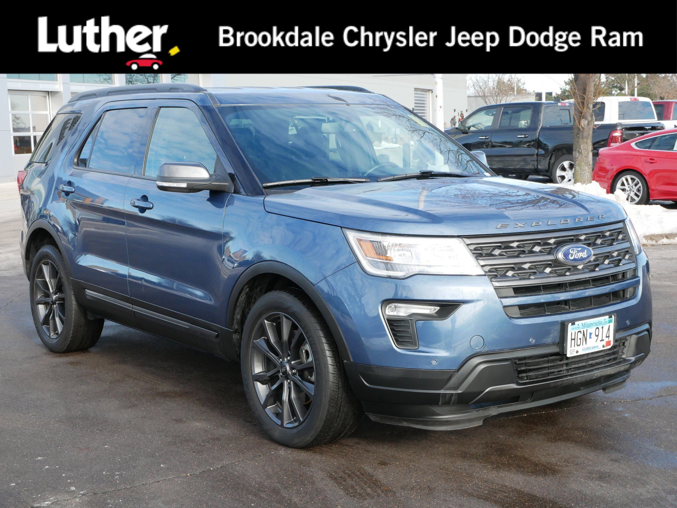 Used 2018 Ford Explorer XLT w/ Equipment Group 202A image 1
