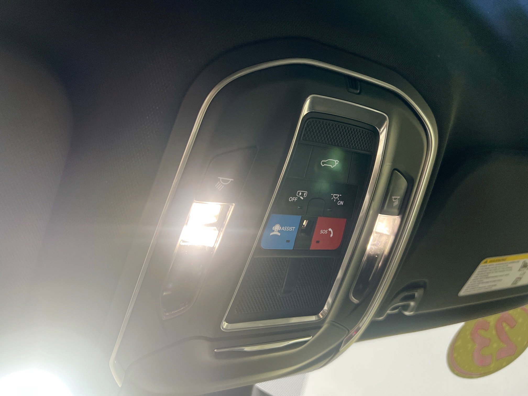 Used 2023 Jeep Wagoneer L Series II image 22