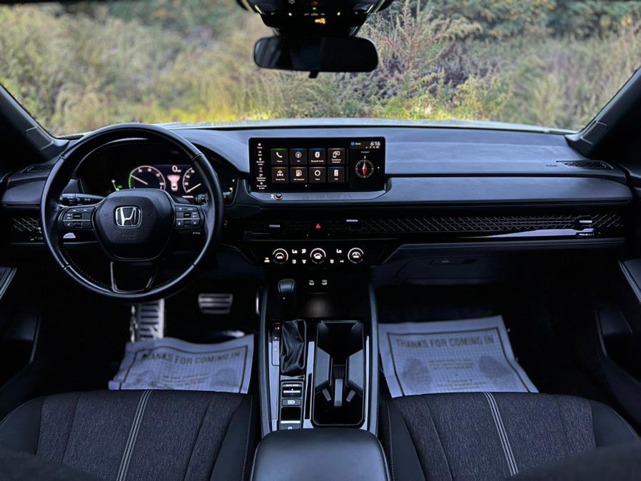 Used 2024 Honda Accord Sport image 10